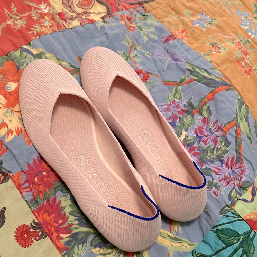 Rothy’s Pale Pink Round Toe Flats sz 9.5